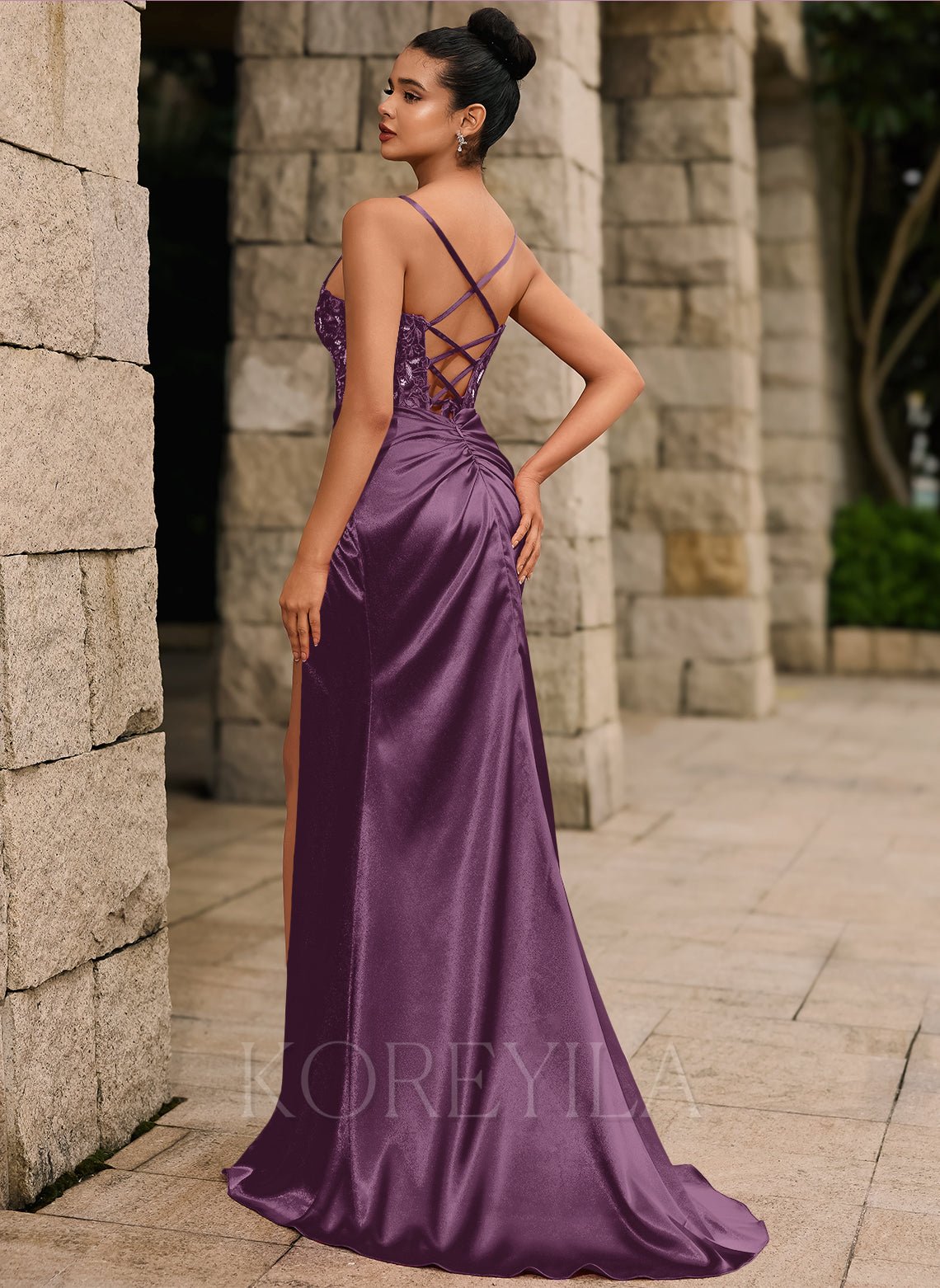 312360-back-grape_e2409052-eb85-401d-b3ee-0b0b25e9b409